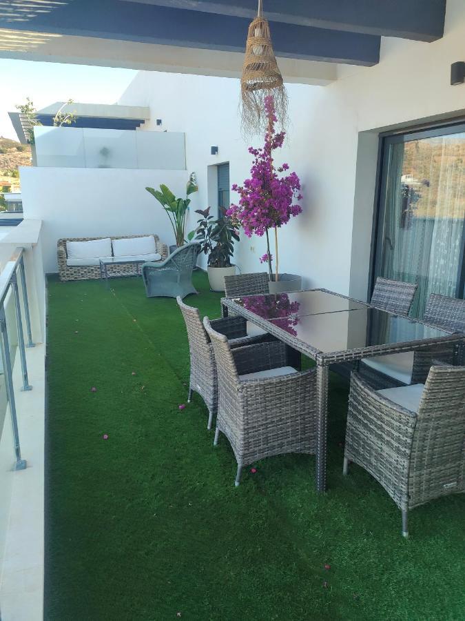 Atico Con Piscina, Golf, Vistas Al Mar Διαμέρισμα Torre de Benagalbοn Εξωτερικό φωτογραφία